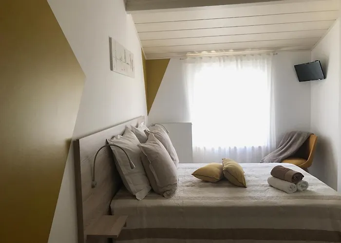 8 Le Chiron De La Roche 85130 Chanverrie 3* La Verrie